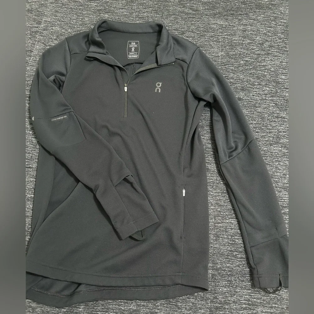 WORN ONCE ON RUNNING - Picture 1 of 3
